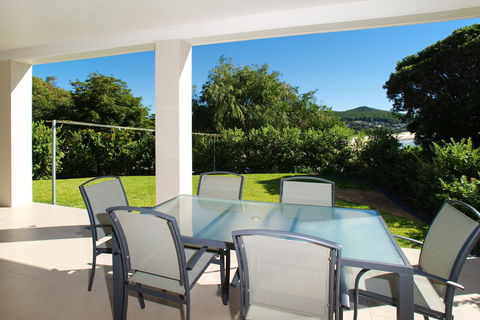 Fingal Bay Beach House - SA Accommodation 0