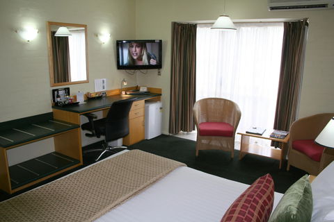 Grand Country Lodge - SA Accommodation 0