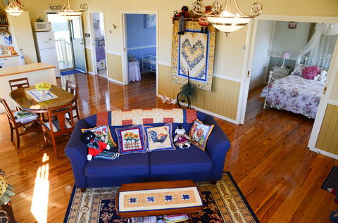 Milford Country Cottages - SA Accommodation 0