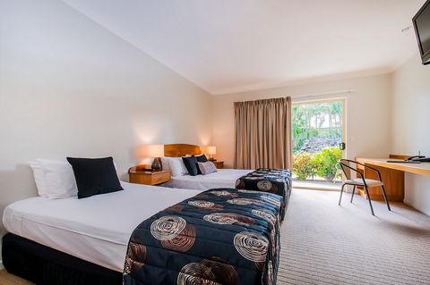 Shamrock Gardens Motel - SA Accommodation 2