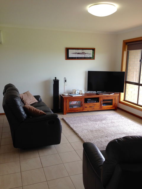 Springs Beach House - SA Accommodation 0