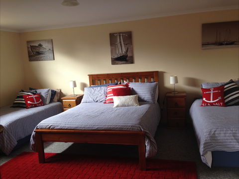 Springs Beach House - SA Accommodation 1