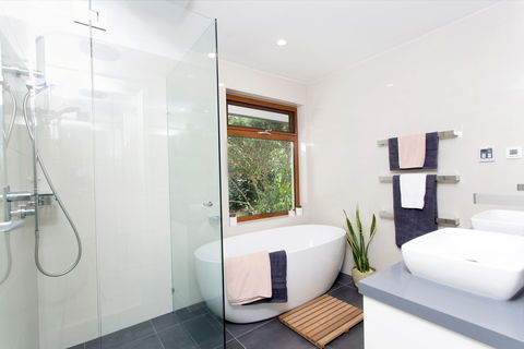 Woodbury House - SA Accommodation 0