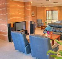 Gladstone Earth and Sea - SA Accommodation