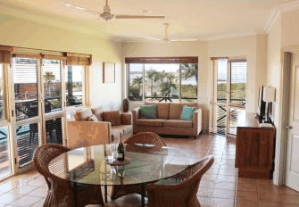 Moonlight Bay Suites - SA Accommodation