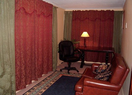 Golden Hearth Cottages - SA Accommodation 3