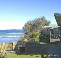 Berrara Beach Holiday Chalets - SA Accommodation