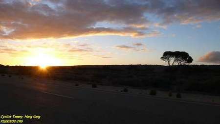 Mundrabilla WA SA Accommodation