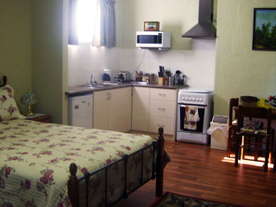 Armadale Cottage Bed And Breakfast - SA Accommodation 2