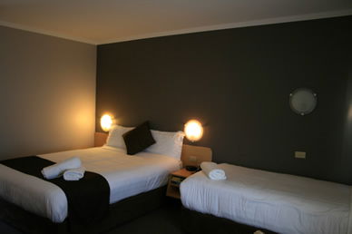 Best Western Hospitality Inn Carnarvon - SA Accommodation 8
