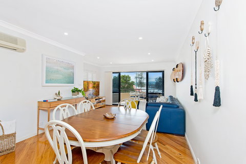 Dolphin Cove  North Haven - SA Accommodation 1