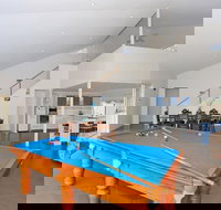 Falcon by the Bay - SA Accommodation