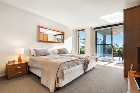 Gippsland Lakehouse - SA Accommodation 2