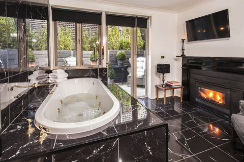 Loft In The Mill Boutique Accommodation - SA Accommodation 2