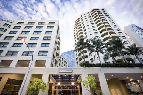 Mantra Parramatta - SA Accommodation 0