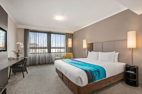 Mantra Parramatta - SA Accommodation 1