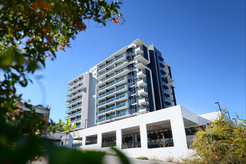 Oaks Gladstone Grand Hotel - SA Accommodation 1