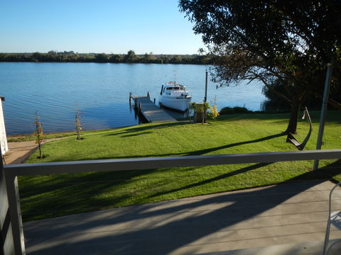 Washpool Retreat- Waterfront Living - SA Accommodation 1