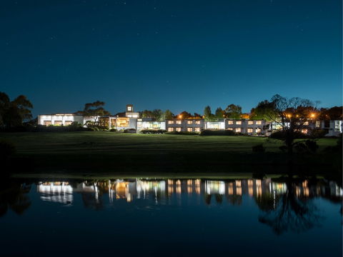 Waurn Ponds Estate - SA Accommodation 0