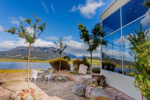 Eagles Nest Retreat - SA Accommodation 0