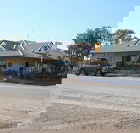 Lyndhurst Hotel Roadhouse Motel  Caravan Park - SA Accommodation