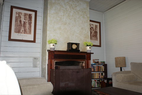 Moonan  Cottage - SA Accommodation 0