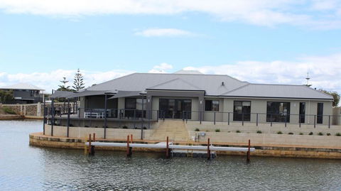 Port Bouvard Retreat - Large Family Friendly Canal Home With Private Jetty - SA Accommodation 0