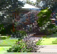 Surf House Narrawallee - SA Accommodation