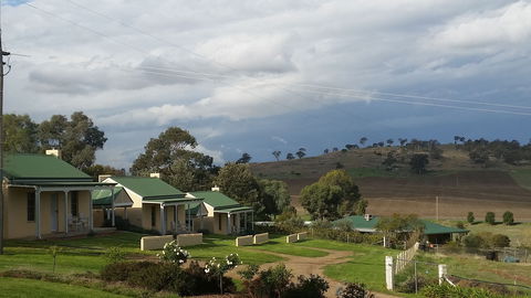 Wagga Wagga Country Cottages - SA Accommodation 2