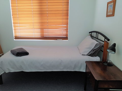 Blue Manna Waters - Apartment B - SA Accommodation 2