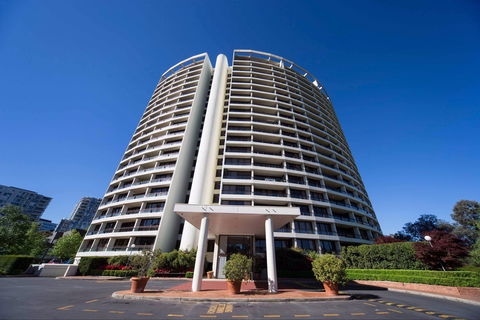 BreakFree Capital Tower - SA Accommodation 0
