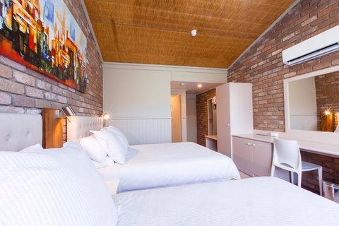 Farnham Court Motel - SA Accommodation 2