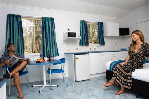 Glen Villa Resort - SA Accommodation 1