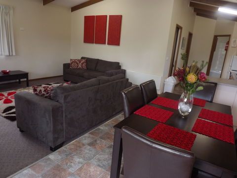 High Country Holiday Park - SA Accommodation 1