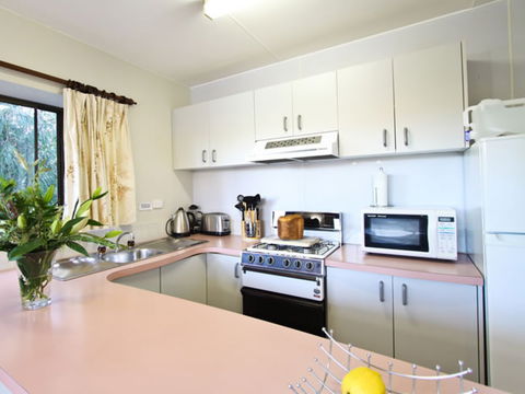 Talmalmo Cottage - SA Accommodation 2
