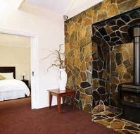 Lakes Entrance Waverley House Cottages - SA Accommodation