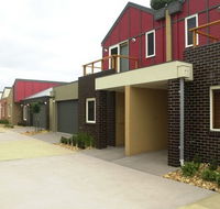 The Lakes Apartments - SA Accommodation