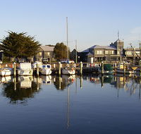 Bellevue on the Lakes - SA Accommodation