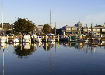 Bellevue On The Lakes - SA Accommodation 0