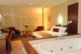 Bellevue On The Lakes - SA Accommodation 3