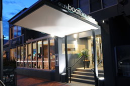 Bellevue On The Lakes - SA Accommodation 4