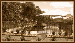 Deeluxe Riverspa Apartments - SA Accommodation 3