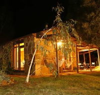 Wombat Hills Cottages - SA Accommodation
