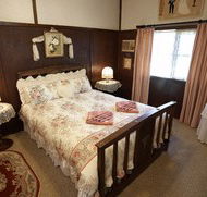 Fernleigh Cottages  Country Barn - SA Accommodation