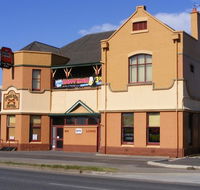 Cross Keys Hotel - SA Accommodation