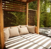 Lake House - SA Accommodation