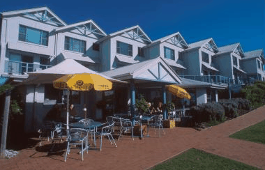 Breakers Apartments Mollymook - SA Accommodation