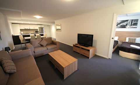 Mantra Aqua - SA Accommodation 1
