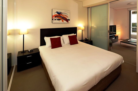 Cairns Luxury Apartments, Harbourlights Complex - SA Accommodation 1