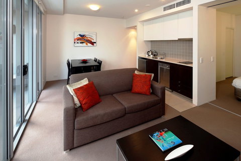 Cairns Luxury Apartments, Harbourlights Complex - SA Accommodation 2